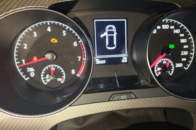 Used Volkswagen Golf Sportsvan 2020 280TSI Automatic Sentinel Edition Odometer Close Up