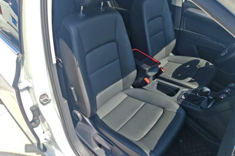 Used Volkswagen Golf Sportsvan 2020 280TSI Automatic Curious Model Right Front Seat