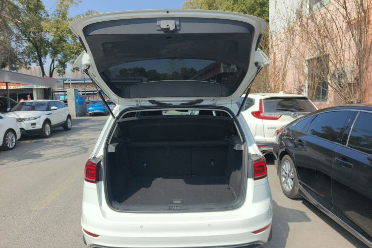 Used Volkswagen Golf Sportsvan 2020 280TSI Automatic Curious Model Trunk