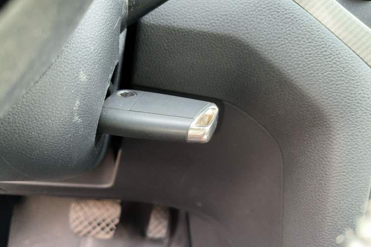 Used Volkswagen Golf Sportsvan 2020 280TSI Automatic Curious Model Vehicle Key