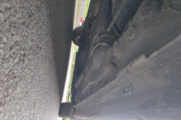 Used Volkswagen Gran Lavida 2013 1.6L Automatic Comfort Model Chassis Rear Right