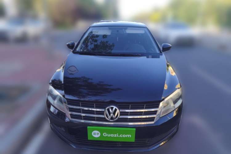 Used Volkswagen Gran Lavida 2013 1.6L Automatic Fashion Model Exterior 1