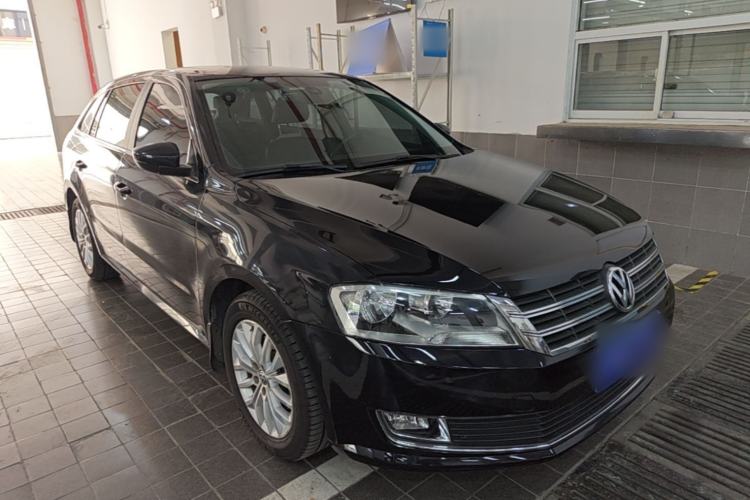 Used Volkswagen Gran Lavida 2013 1.6L Automatic Luxury Model Exterior 1