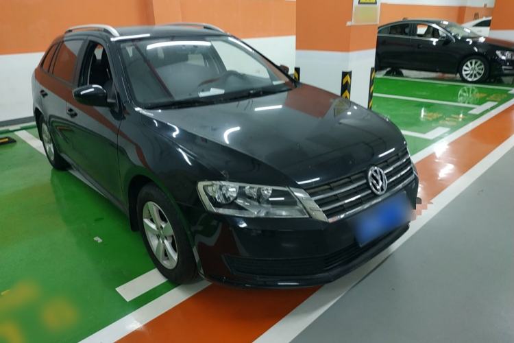 Used Volkswagen Gran Lavida 2013 1.6L Automatic Fashion Model Exterior 2