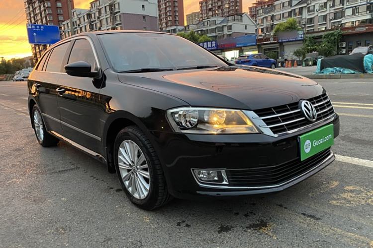 Used Volkswagen Gran Lavida 2013 1.6L Manual Comfort Model Exterior 5