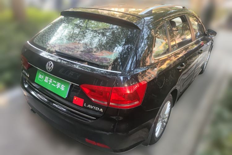 Used Volkswagen Gran Lavida 2013 1.6L Automatic Comfort Model Exterior 5