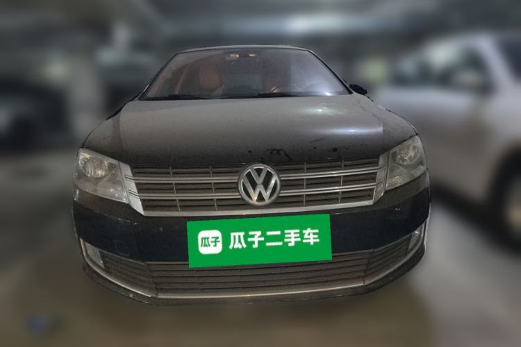 Used Volkswagen Gran Lavida 2013 1.4 TSI Automatic Luxury Model Front