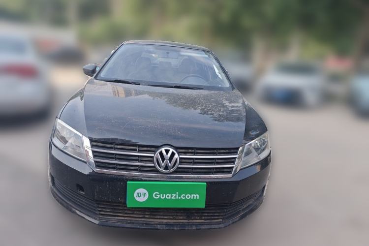 Used Volkswagen Gran Lavida 2013 1.6L Automatic Fashion Model Front