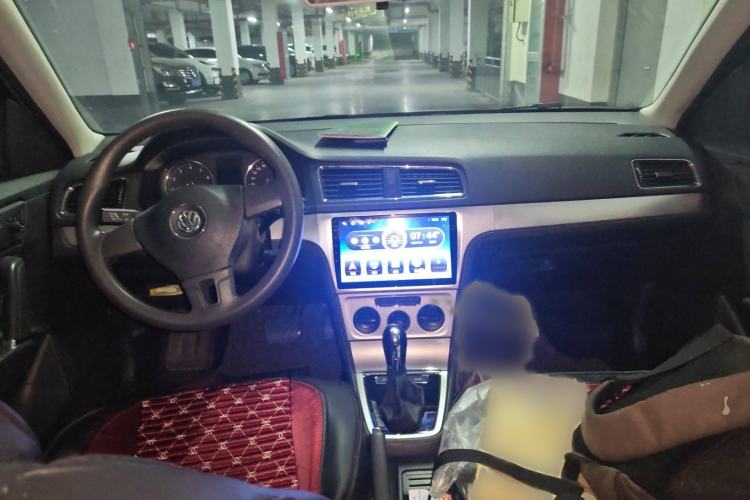 Used Volkswagen Gran Lavida 2013 1.6L Automatic Comfort Model Interior 2