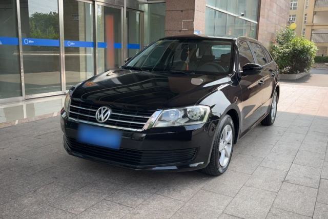 Used Volkswagen Gran Lavida 2013 1.6L Automatic Fashion Model