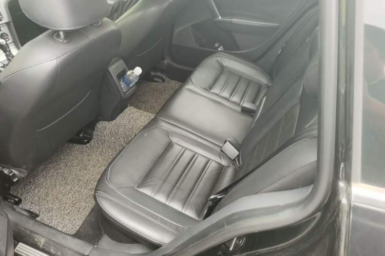 Used Volkswagen Gran Lavida 2013 1.4 TSI Automatic Luxury Model Left Rear Seat