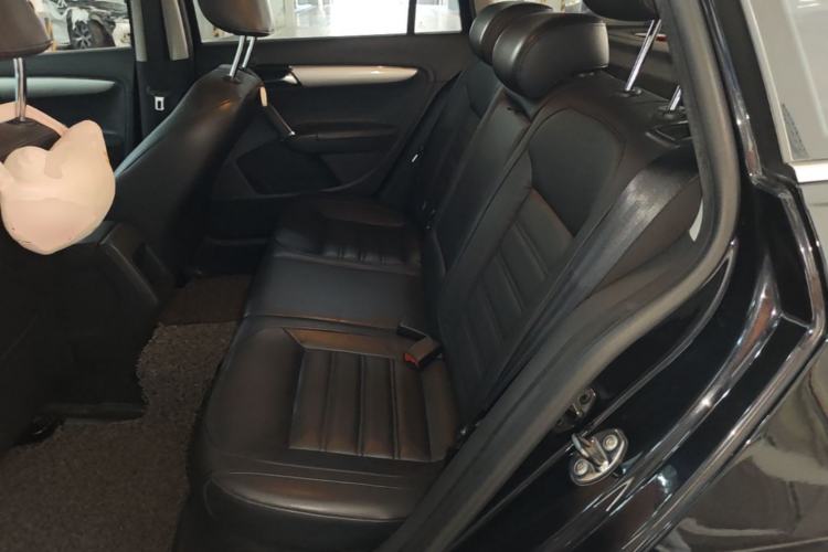 Used Volkswagen Gran Lavida 2013 1.6L Automatic Luxury Model Left Rear Seat