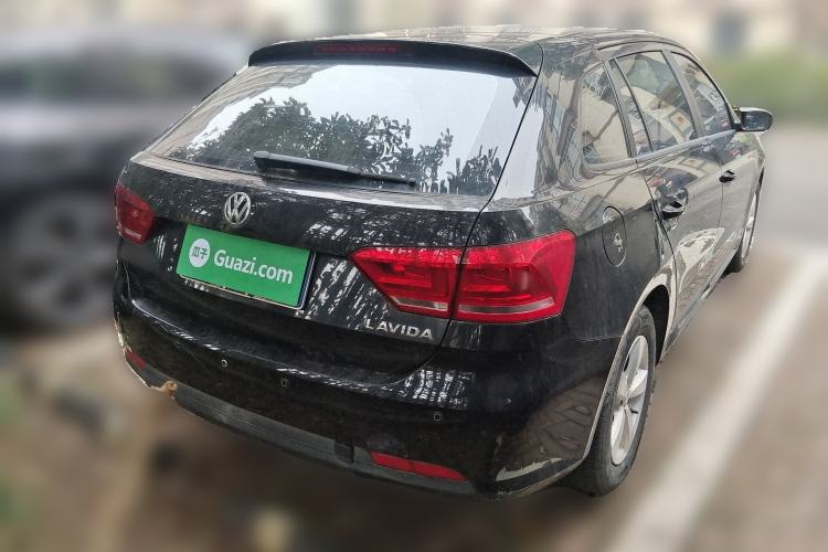 Used Volkswagen Gran Lavida 2013 1.6L Automatic Fashion Model Rear