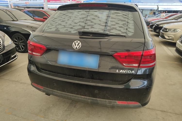 Used Volkswagen Gran Lavida 2013 1.6L Automatic Fashion Model Rear