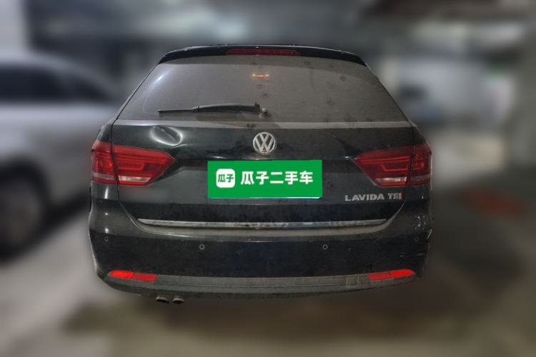 Used Volkswagen Gran Lavida 2013 1.4 TSI Automatic Luxury Model Rear