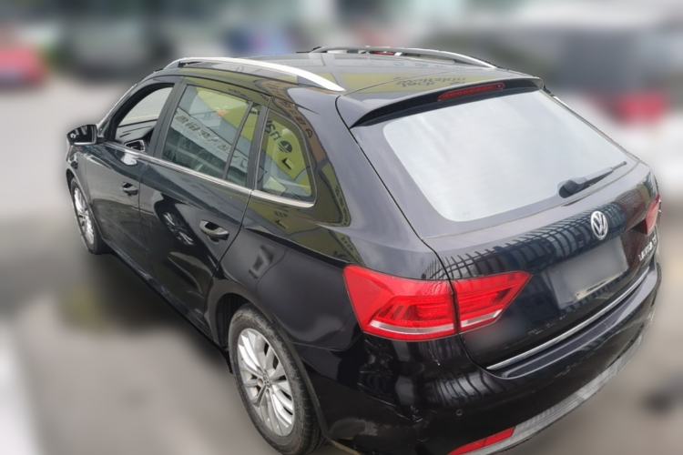 Used Volkswagen Gran Lavida 2013 1.4 TSI Automatic Luxury Model Rear Left 45 Deg