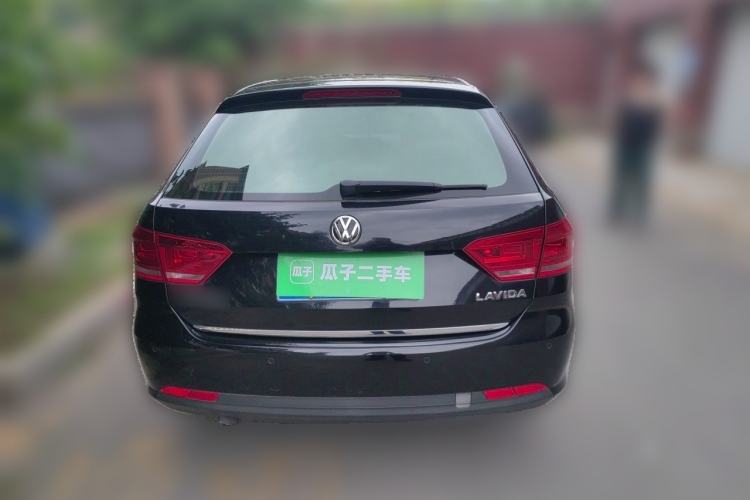 Used Volkswagen Gran Lavida 2013 1.6L Automatic Comfort Model Rear