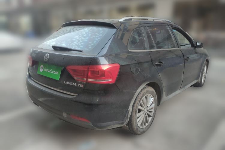 Used Volkswagen Gran Lavida 2013 1.4 TSI Automatic Comfort Model Rear Right 45 Deg