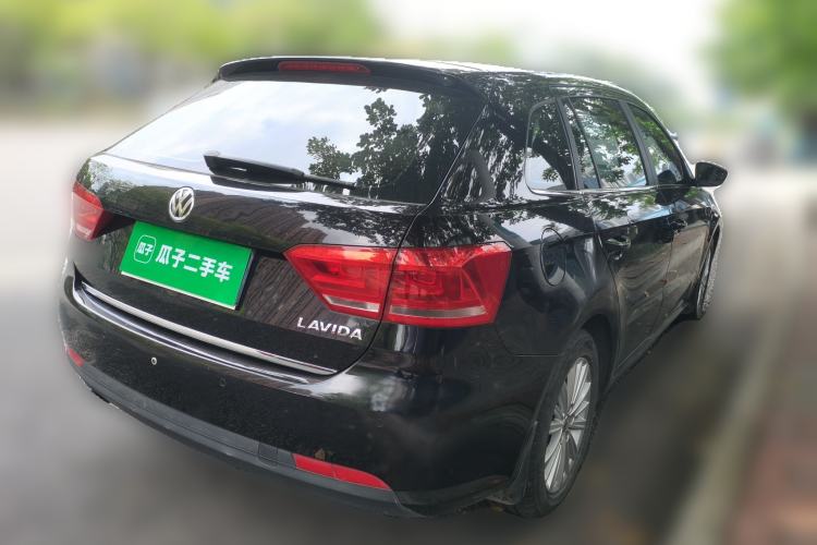 Used Volkswagen Gran Lavida 2013 1.6L Manual Comfort Model Rear Right 45 Deg