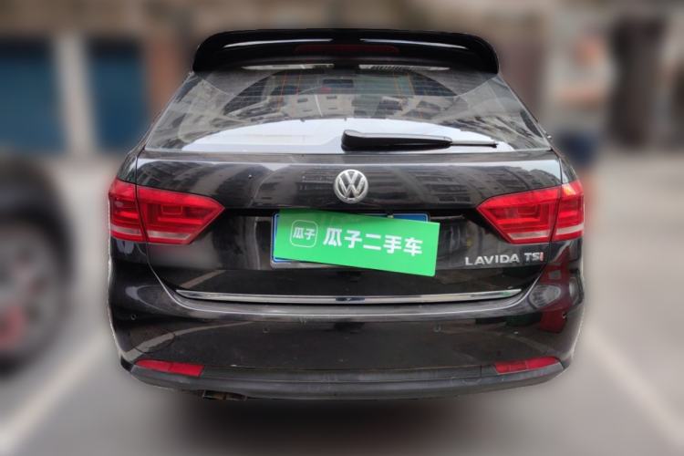 Used Volkswagen Gran Lavida 2013 1.4 TSI Automatic Comfort Model Rear