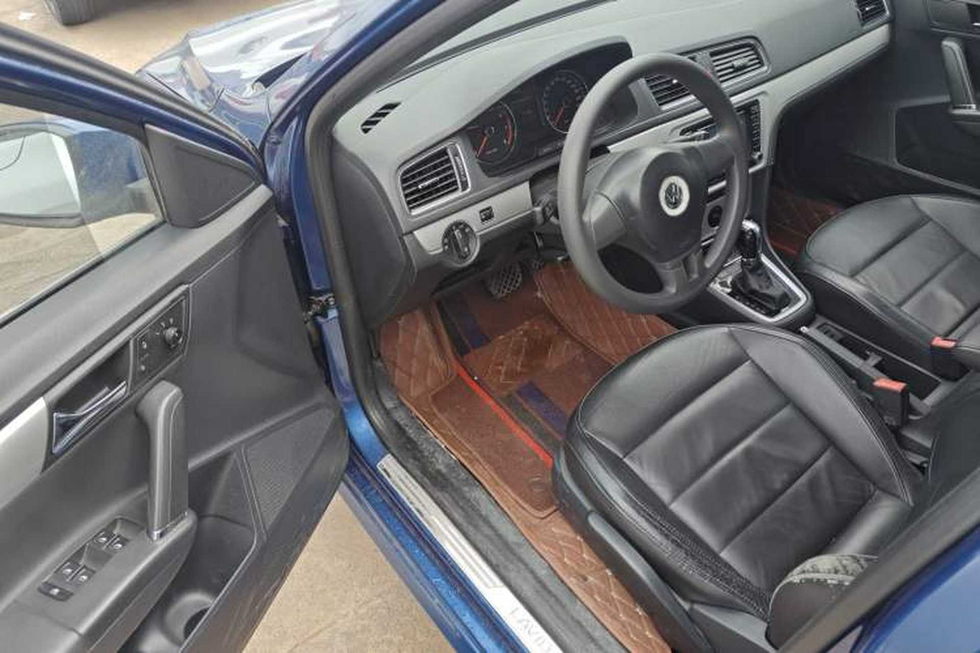 Used Volkswagen Gran Lavida 2013 1.4 TSI Automatic Comfort Model Driver Seat