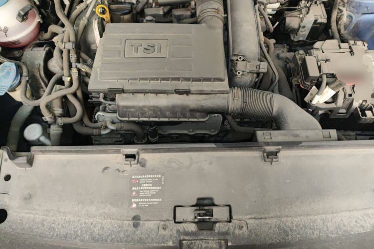 Used Volkswagen Gran Lavida 2013 1.4 TSI Automatic Comfort Model Engine Bay