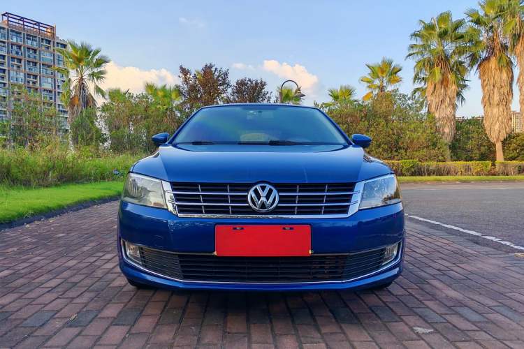 Used Volkswagen Gran Lavida 2013 1.4 TSI Automatic Comfort Model Exterior 1