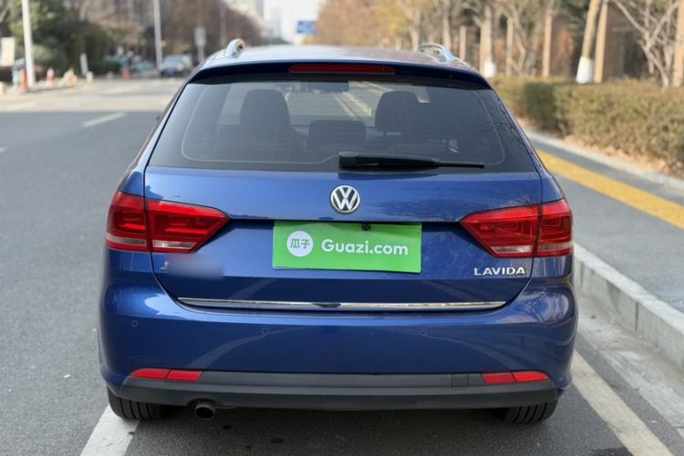 Used Volkswagen Gran Lavida 2013 1.6L Automatic Comfort Model Exterior 3