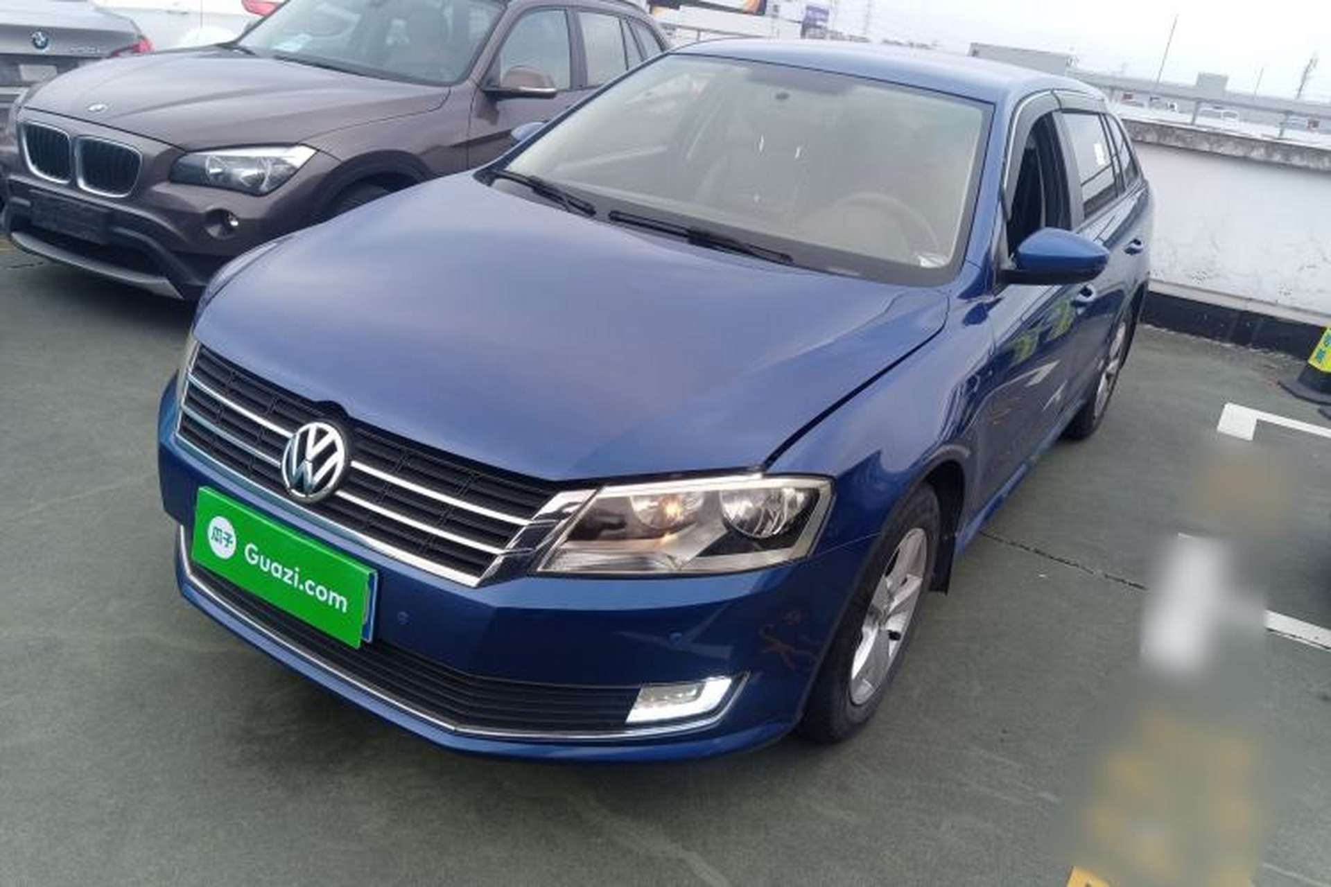 Used Volkswagen Gran Lavida 2013 1.6L Automatic Fashion Model Front Left 45 Deg