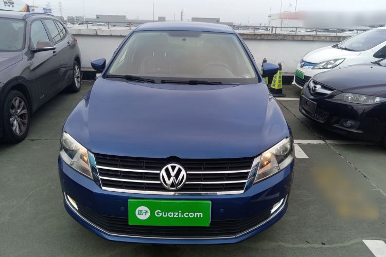 Used Volkswagen Gran Lavida 2013 1.6L Automatic Fashion Model Front