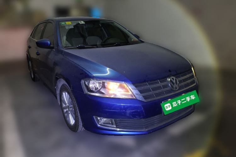 Used Volkswagen Gran Lavida 2013 1.6L Automatic Comfort Model Front Right 45 Deg