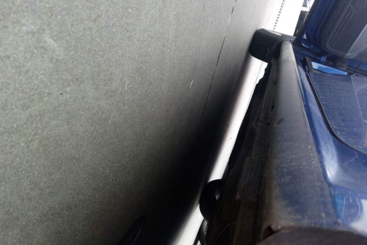 Used Volkswagen Gran Lavida 2013 1.6L Automatic Fashion Model Left Side Sill