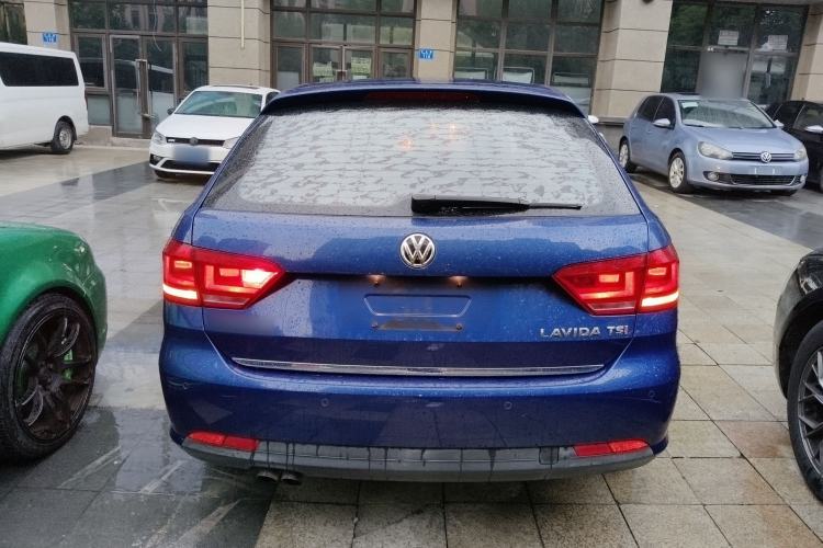 Used Volkswagen Gran Lavida 2013 1.4 TSI Manual Comfort Model Rear