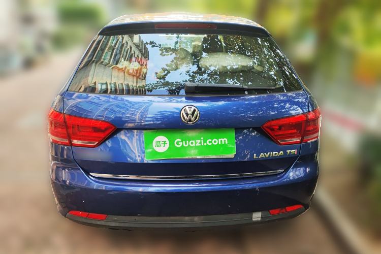 Used Volkswagen Gran Lavida 2013 1.4 TSI Automatic Comfort Model Rear