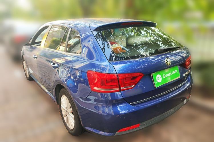 Used Volkswagen Gran Lavida 2013 1.4 TSI Automatic Comfort Model Rear Left 45 Deg