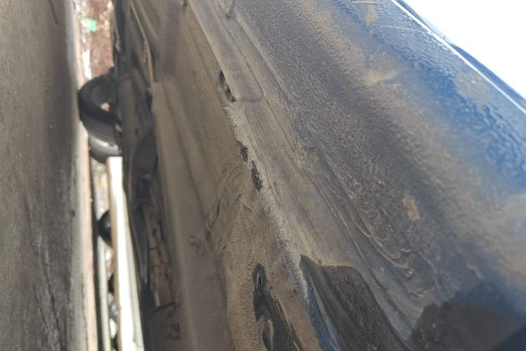Used Volkswagen Gran Lavida 2013 1.4 TSI Automatic Comfort Model Right Side Sill
