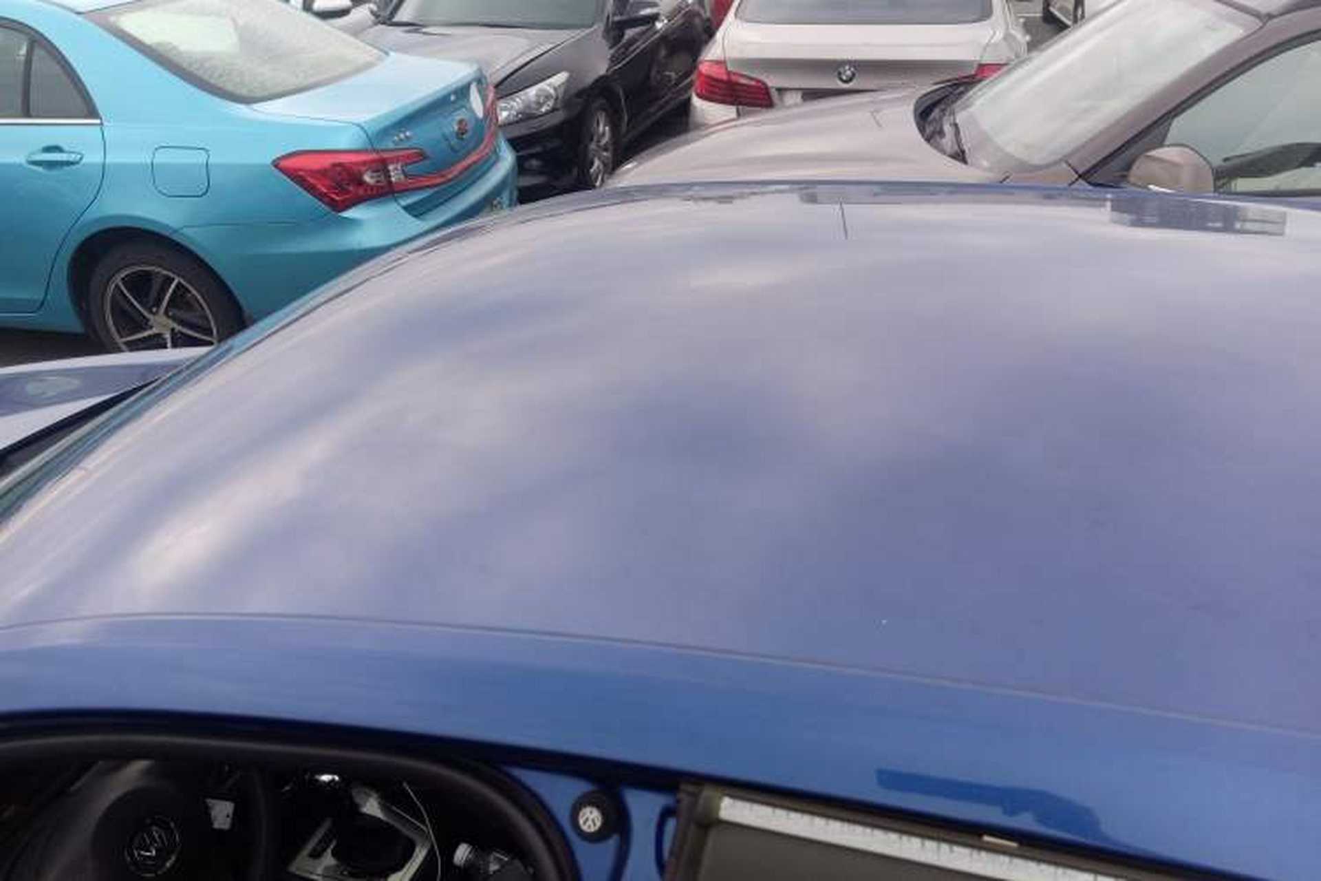 Used Volkswagen Gran Lavida 2013 1.6L Automatic Fashion Model Roof
