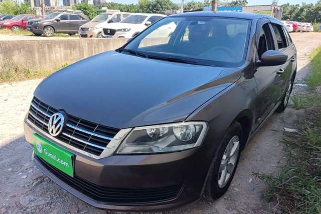 Used Volkswagen Gran Lavida 2013 1.6L Automatic Fashion Model