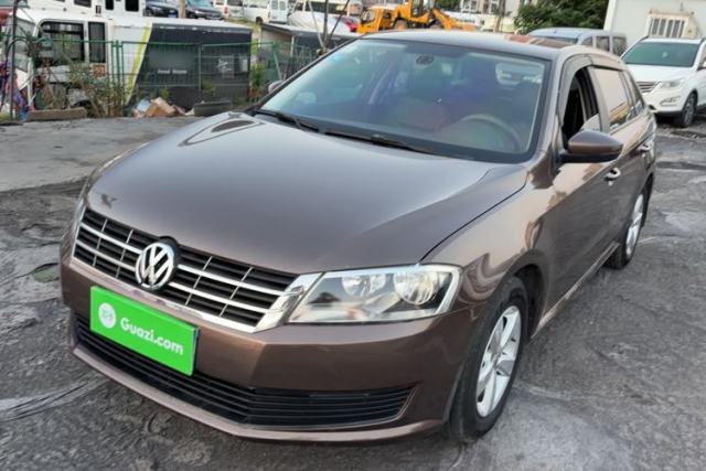 Used Volkswagen Gran Lavida 2013 1.6L Automatic Fashion Model