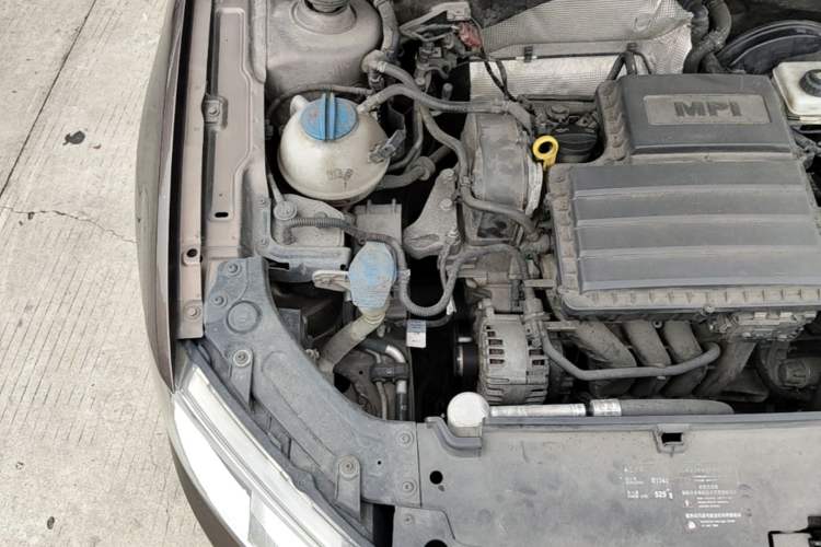 Used Volkswagen Gran Lavida 2013 1.6L Automatic Comfort Model Engine Bay Right