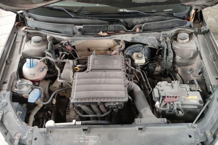 Used Volkswagen Gran Lavida 2013 1.6L Automatic Comfort Model Engine Bay