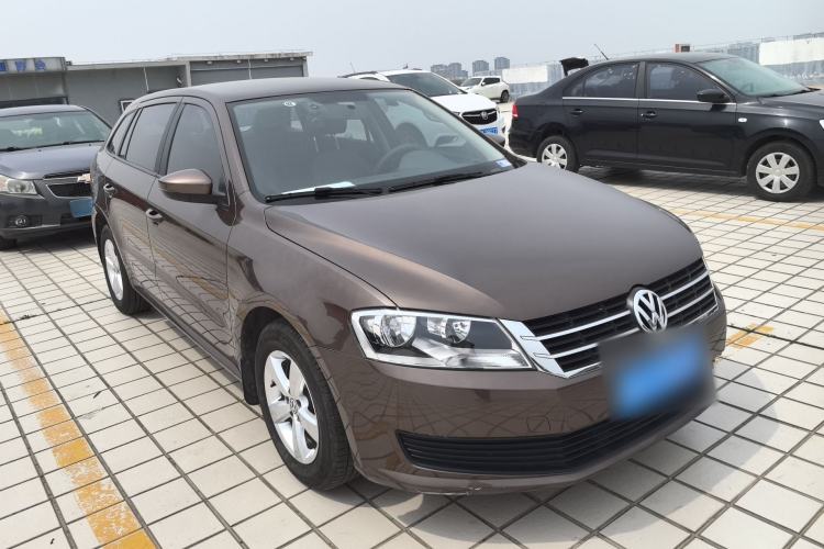 Used Volkswagen Gran Lavida 2013 1.6L Automatic Fashion Model Exterior 1