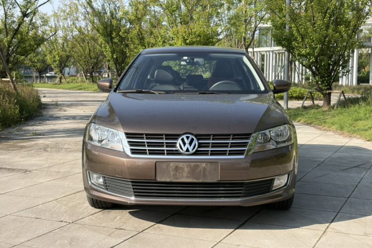 Used Volkswagen Gran Lavida 2013 1.6L Automatic Comfort Model Exterior 8