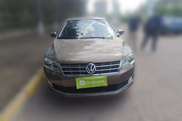 Used Volkswagen Gran Lavida 2013 1.6L Manual Comfort Model Front