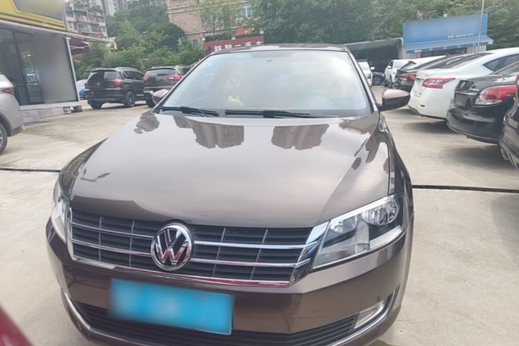 Used Volkswagen Gran Lavida 2013 1.6L Manual Comfort Model Front