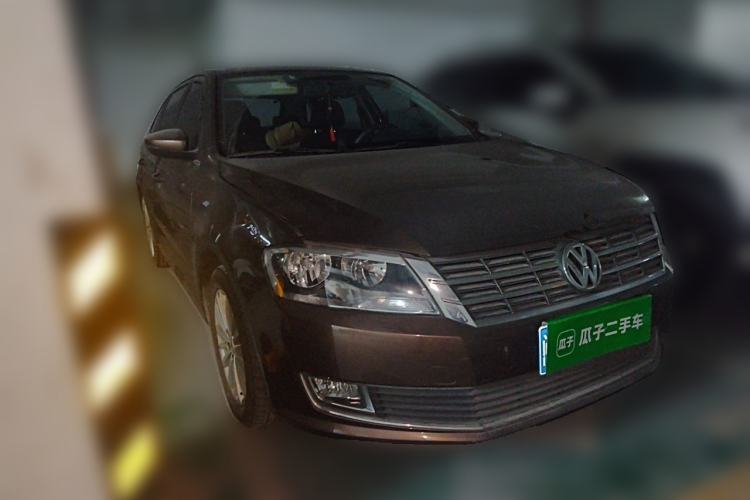 Used Volkswagen Gran Lavida 2013 1.6L Automatic Comfort Model Front Right 45 Deg