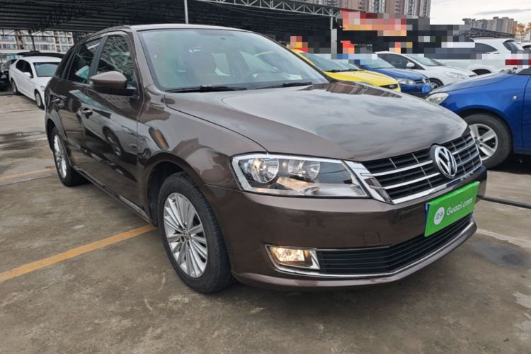 Used Volkswagen Gran Lavida 2013 1.4 TSI Automatic Comfort Model Front Right 45 Deg
