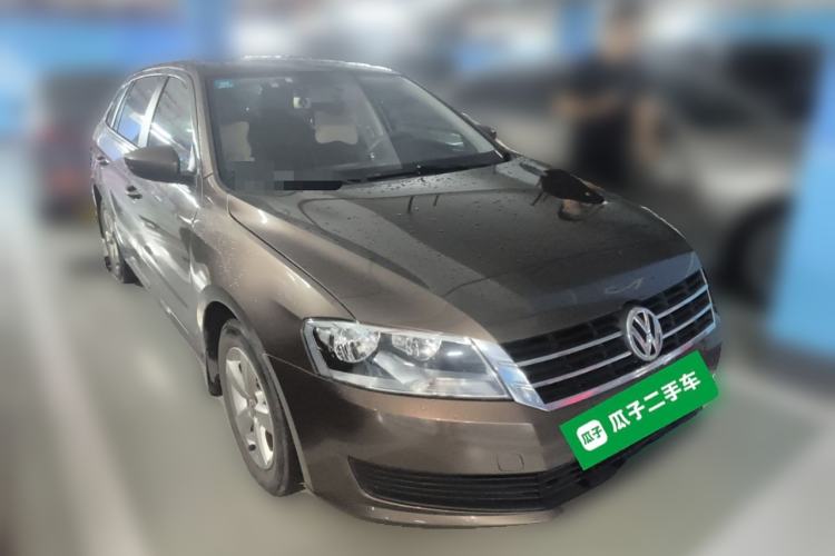 Used Volkswagen Gran Lavida 2013 1.6L Automatic Fashion Model Front Right 45 Deg