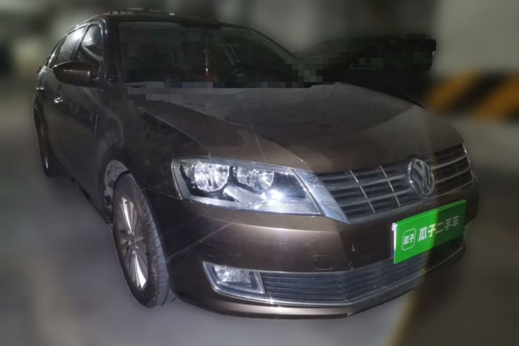 Used Volkswagen Gran Lavida 2013 1.4 TSI Manual Comfort Model Front Right 45 Deg