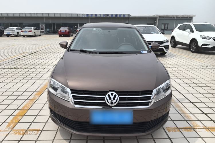 Used Volkswagen Gran Lavida 2013 1.6L Automatic Fashion Model Front